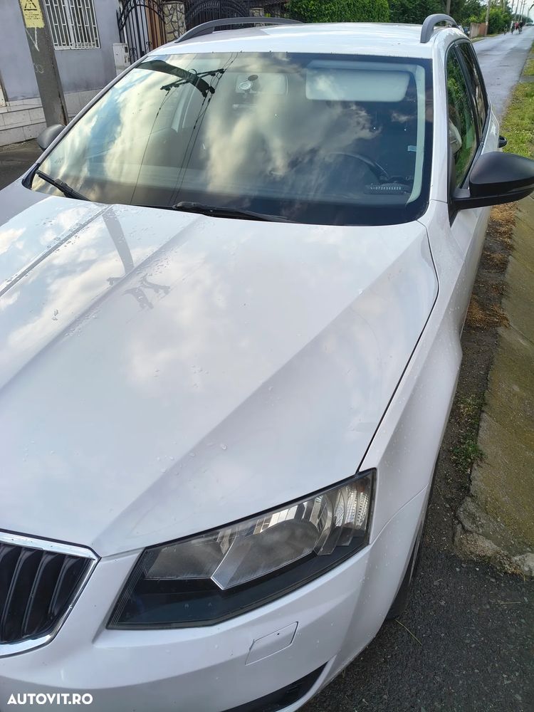 Skoda Octavia 1.6 TDI Active - 2
