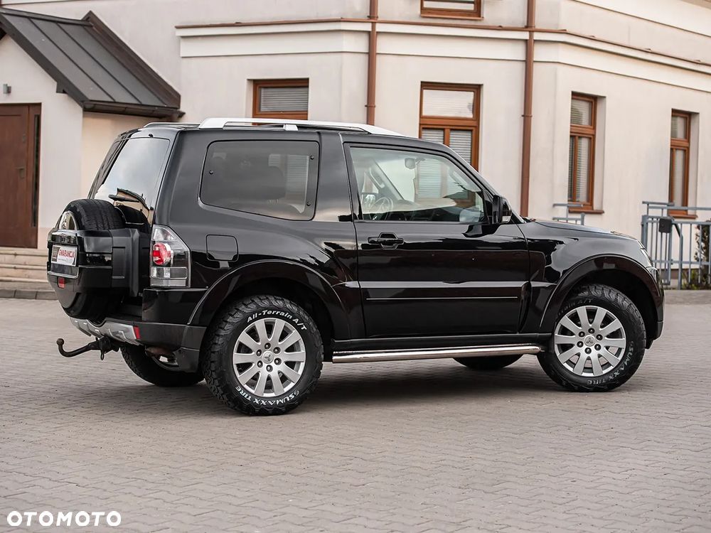 Mitsubishi Pajero 3.2 DI-D Automatik Intense - 14