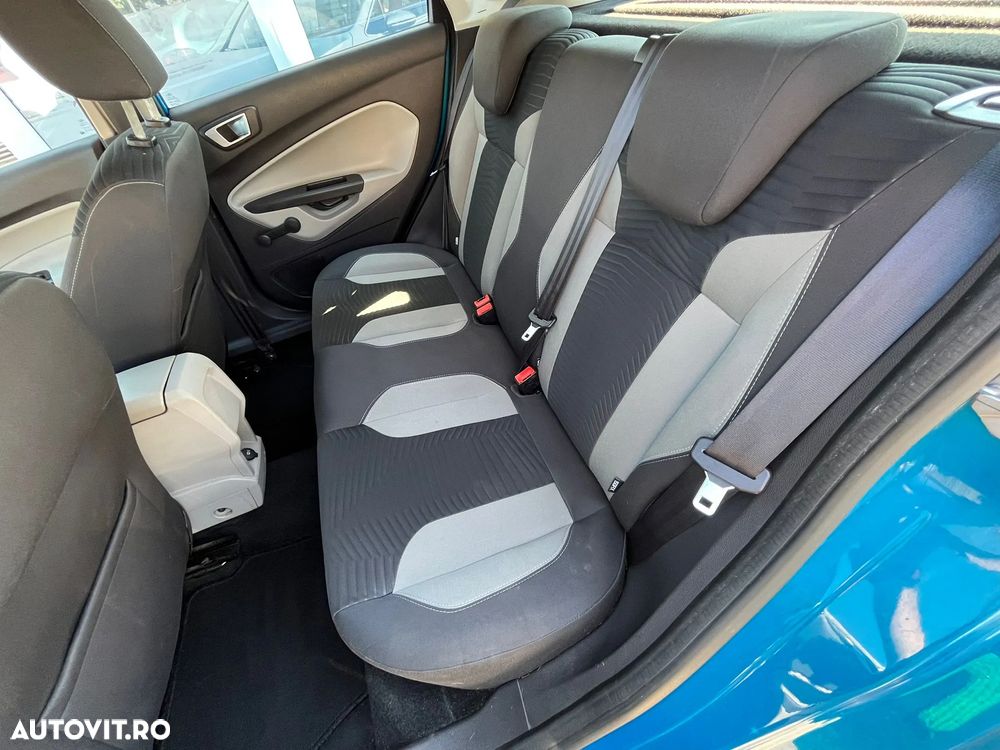 Ford Fiesta 1.0 EcoBoost S&S TITANIUM - 8