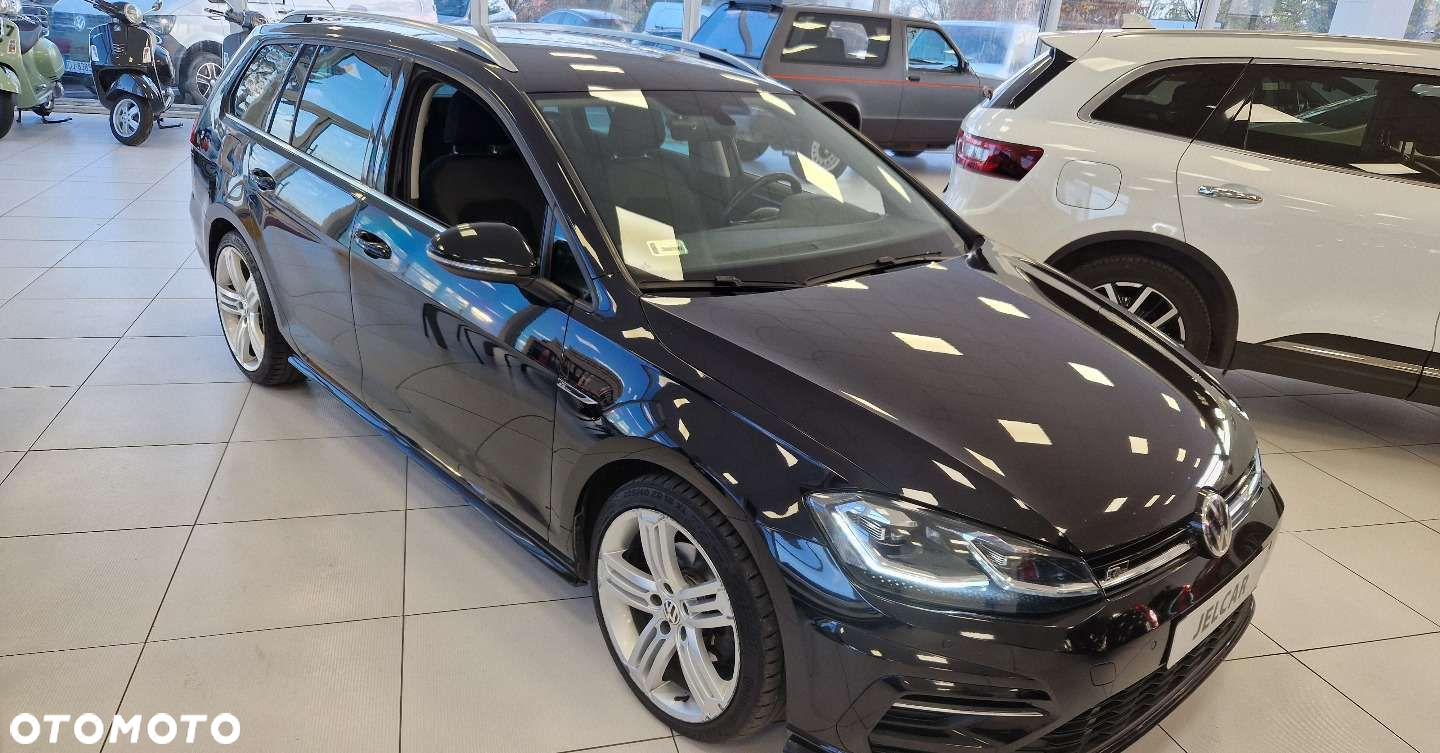 Volkswagen Golf - 10
