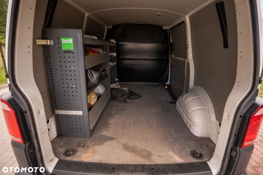 Volkswagen T6 Transporter - 30