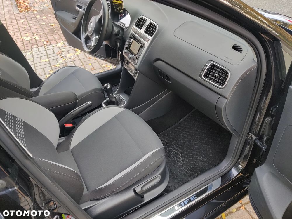 Volkswagen Polo - 27