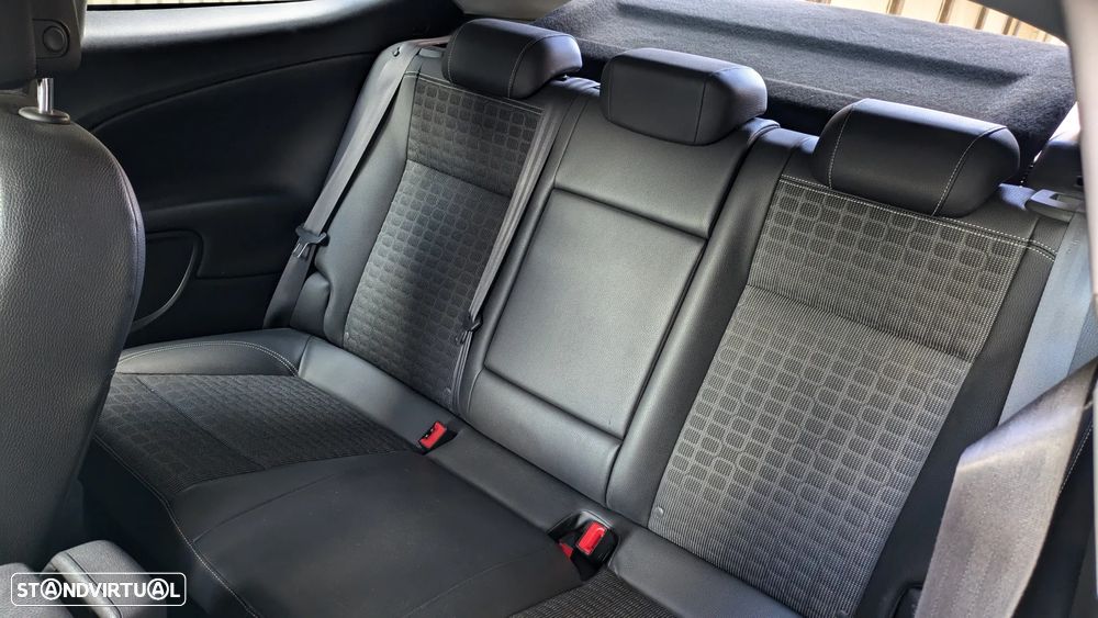 Opel Astra GTC 1.6 CDTi S/S - 18