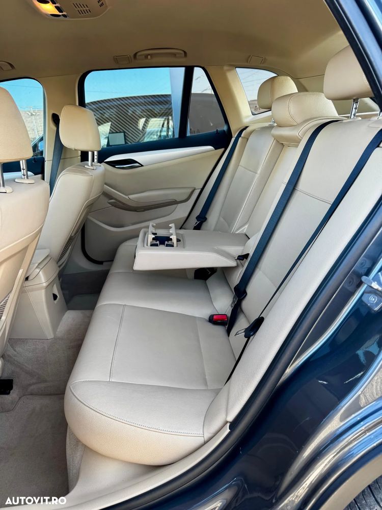 BMW X1 xDrive20d Aut. Sport Line - 9