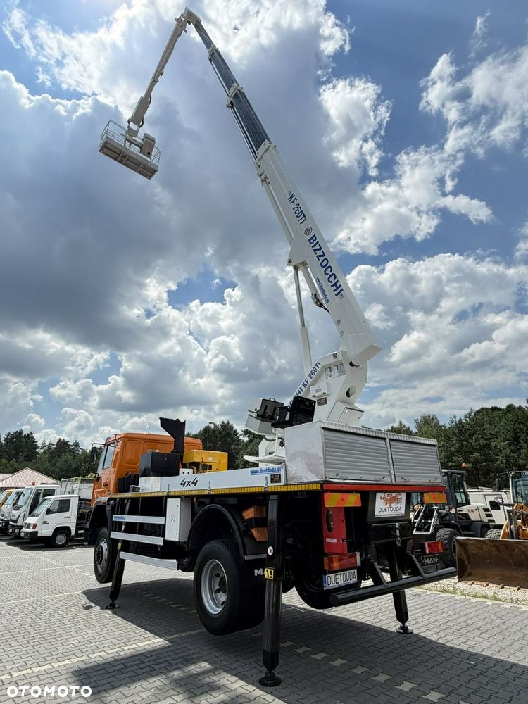 MAN LE 14.220B 4x4 Zwyżka Bizzocchi KF 260 Podnośnik Koszowy - 23