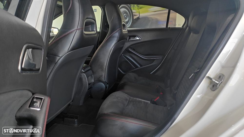 Mercedes-Benz A 200 CDi BE AMG Sport - 6