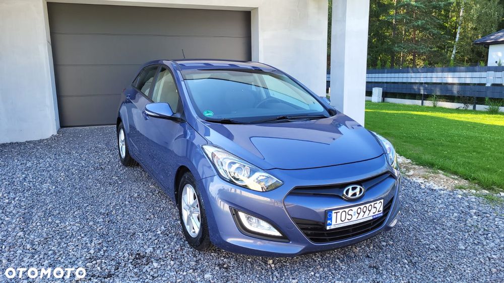 Hyundai i30 1.4 Intro Edition - 4