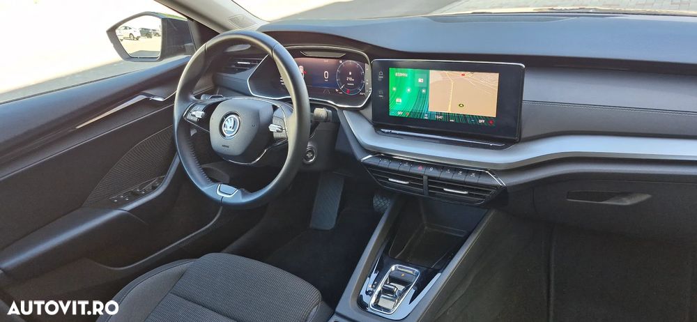 Skoda Octavia 2.0 TDI DSG Ambition - 5