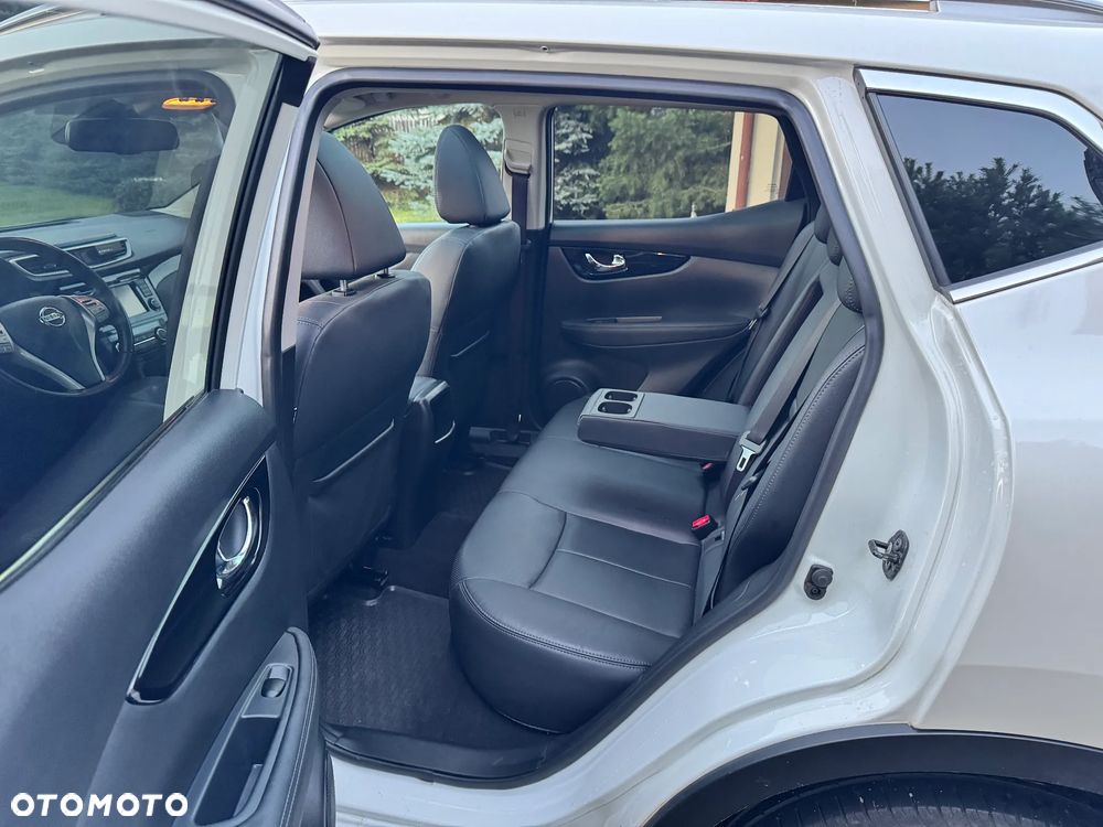 Nissan Qashqai 1.6 DIG-T TEKNA+ - 16