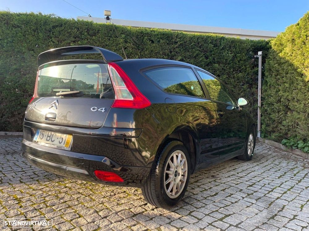 Citroën C4 1.6 HDi 110 VTR Pack - 3