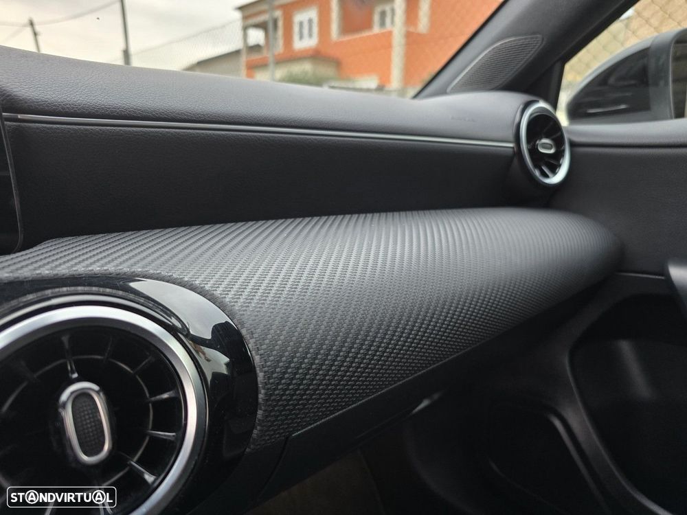 Mercedes-Benz A 180 d AMG Line Aut. - 36