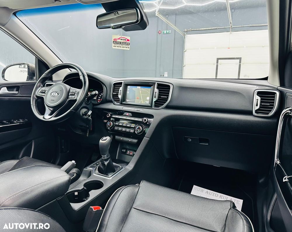Kia Sportage 1.7 CRDI 2WD Dream-Team Edition - 25