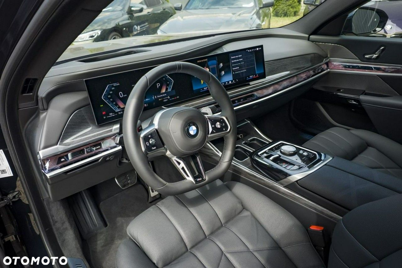 BMW Seria 7 - 15