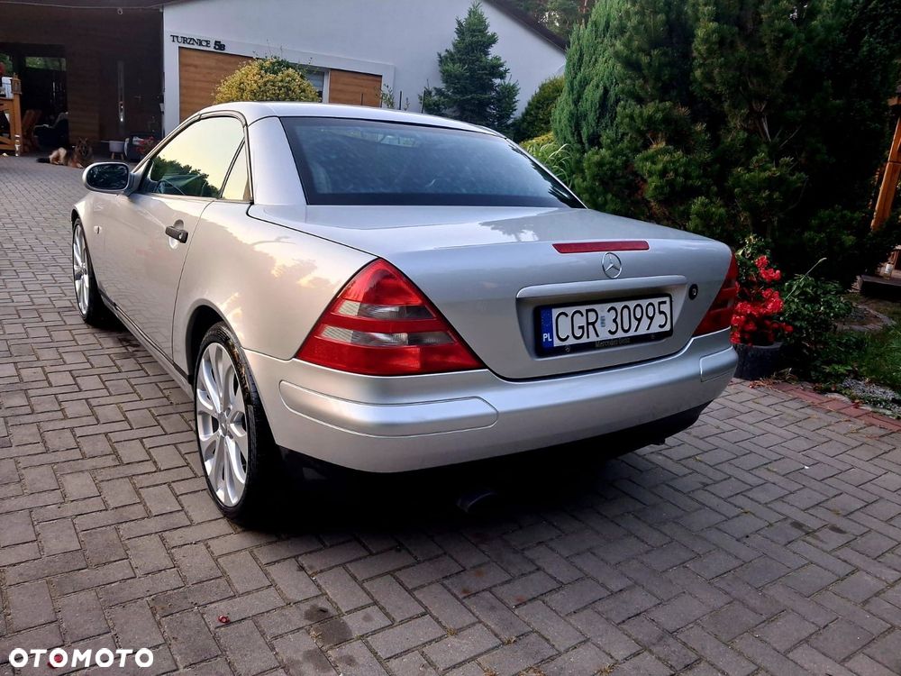 Mercedes-Benz SLK 200 - 4