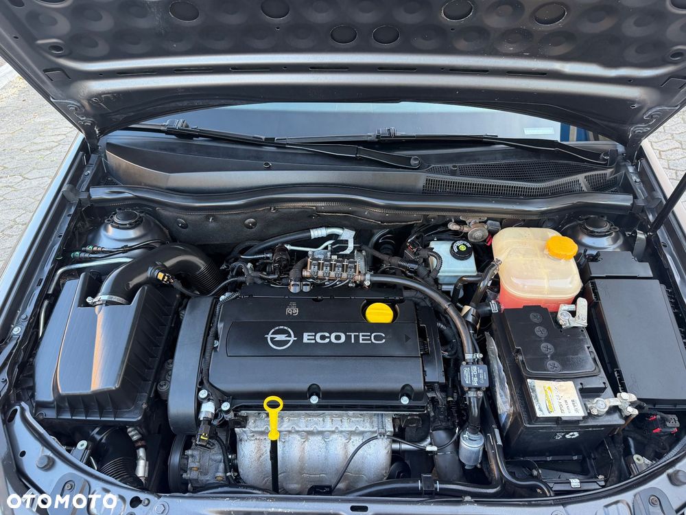 Opel Astra 1.6 Enjoy - 11