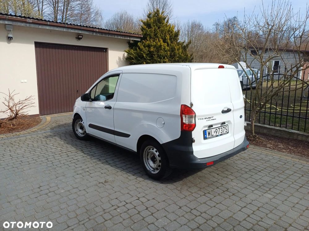 Ford Transit Courier - 6
