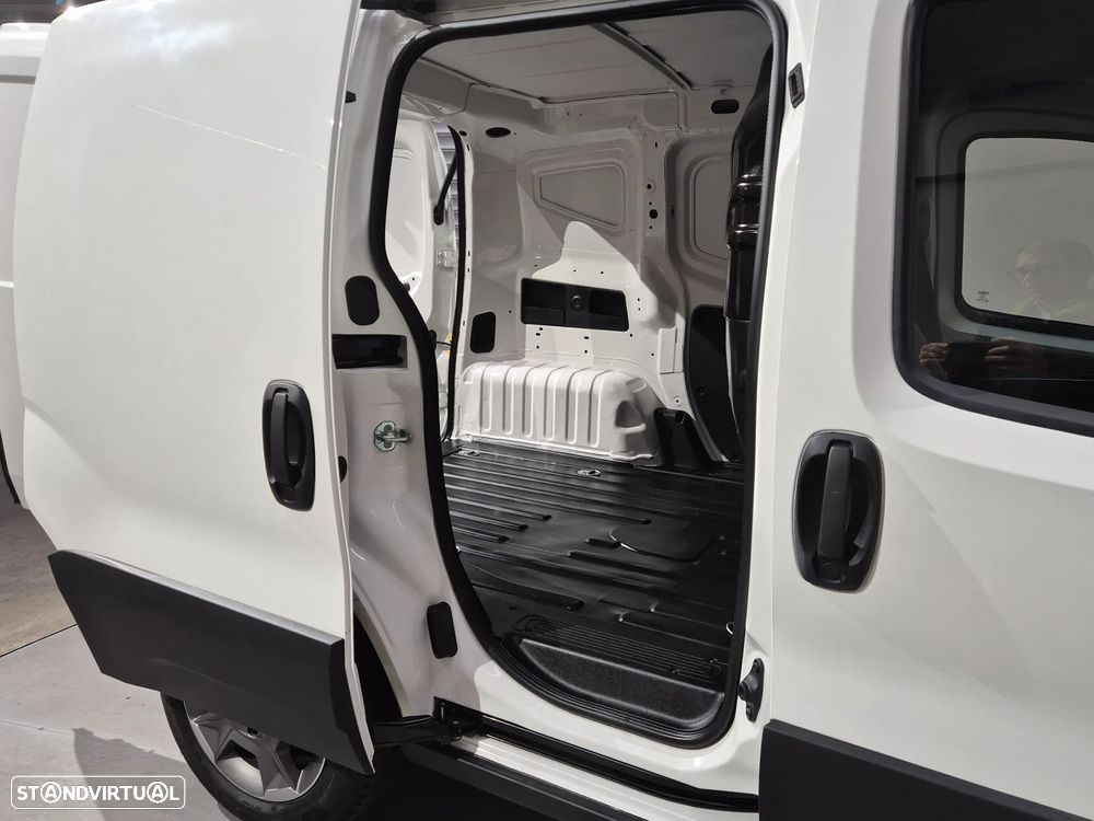 Fiat Fiorino 1.3 M-jet Adventure - 15