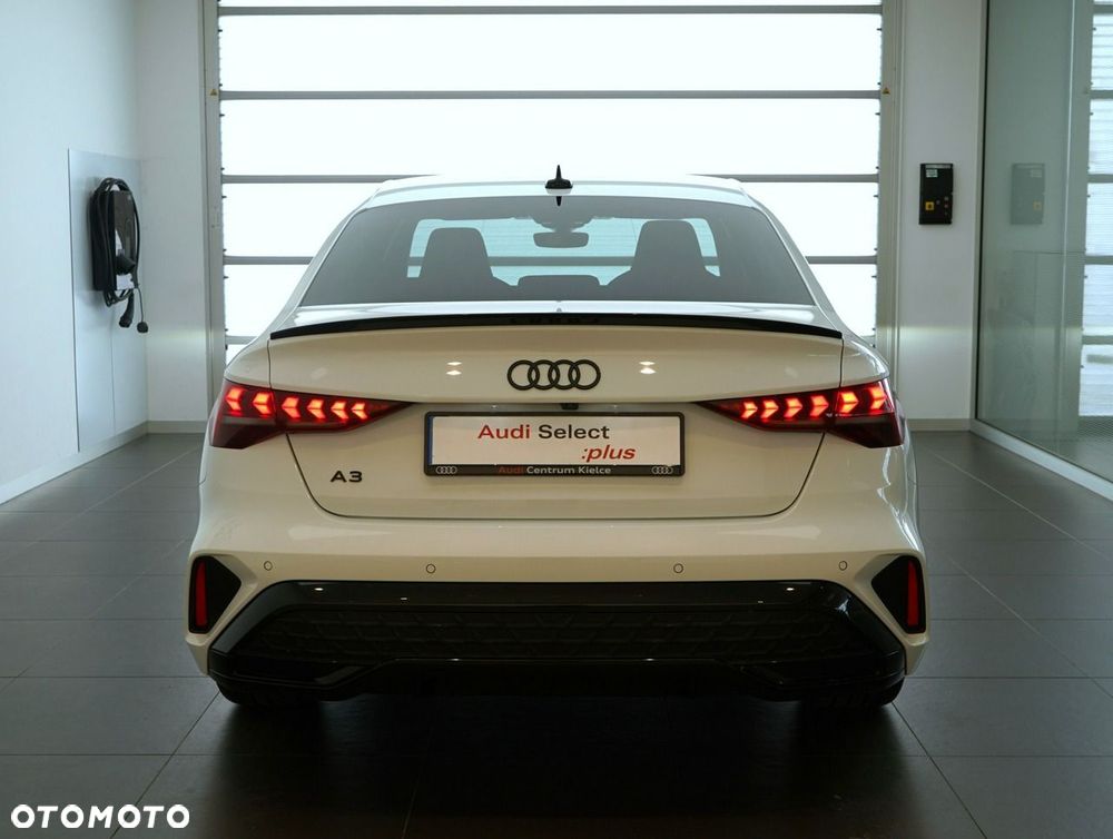 Audi A3 Limousine - 4