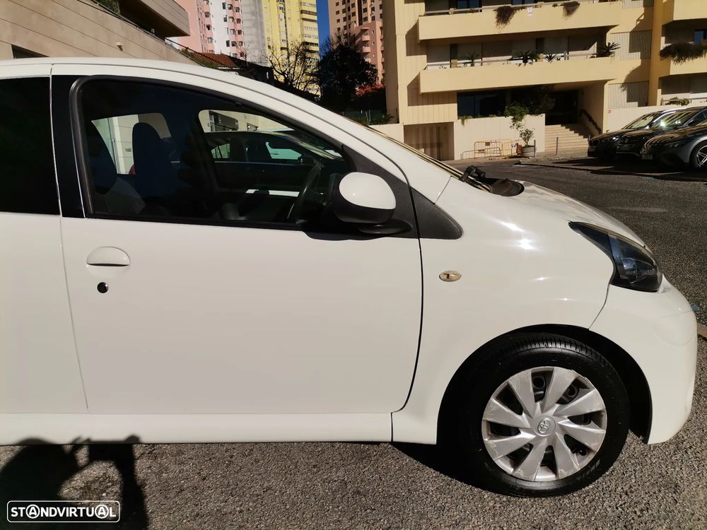 Toyota Aygo 1.0 + AC+VSC - 25