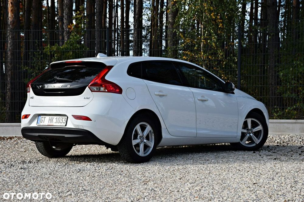 Volvo V40 - 23