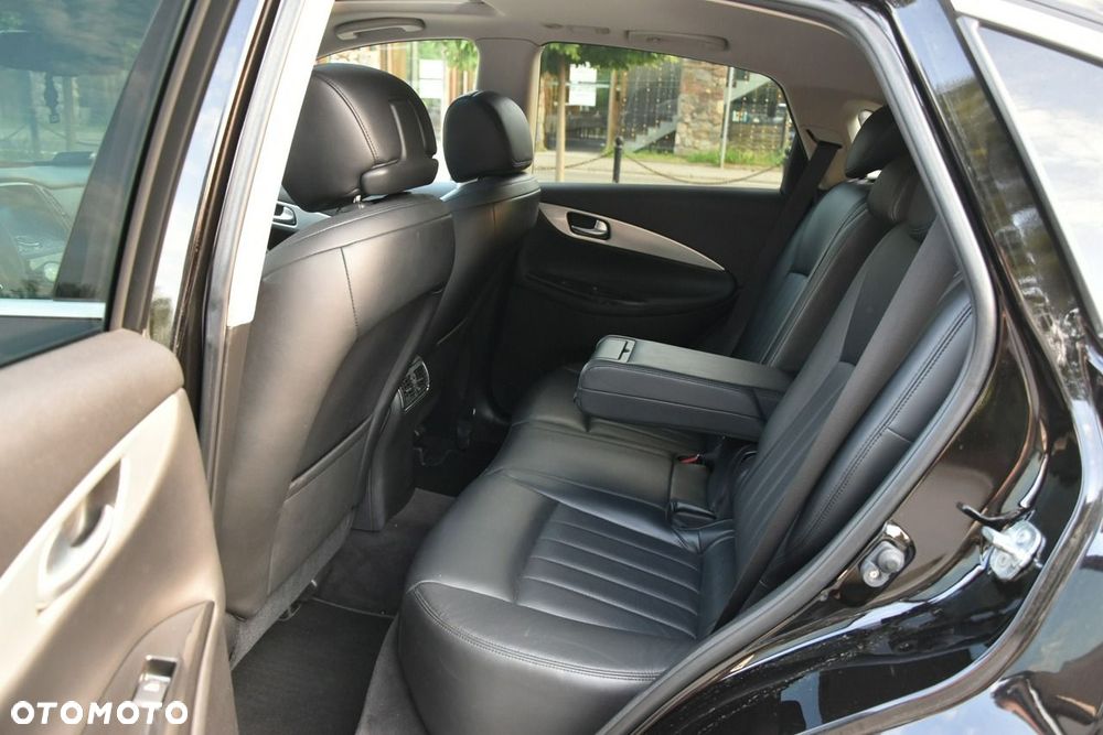 Infiniti EX - 22