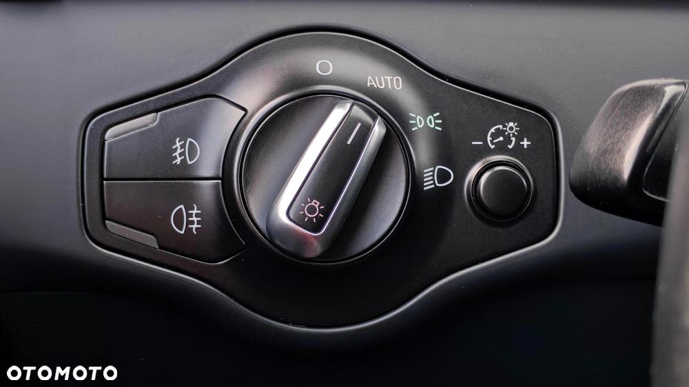 Audi A4 Avant 2.0 TDI DPF quattro Ambiente - 34
