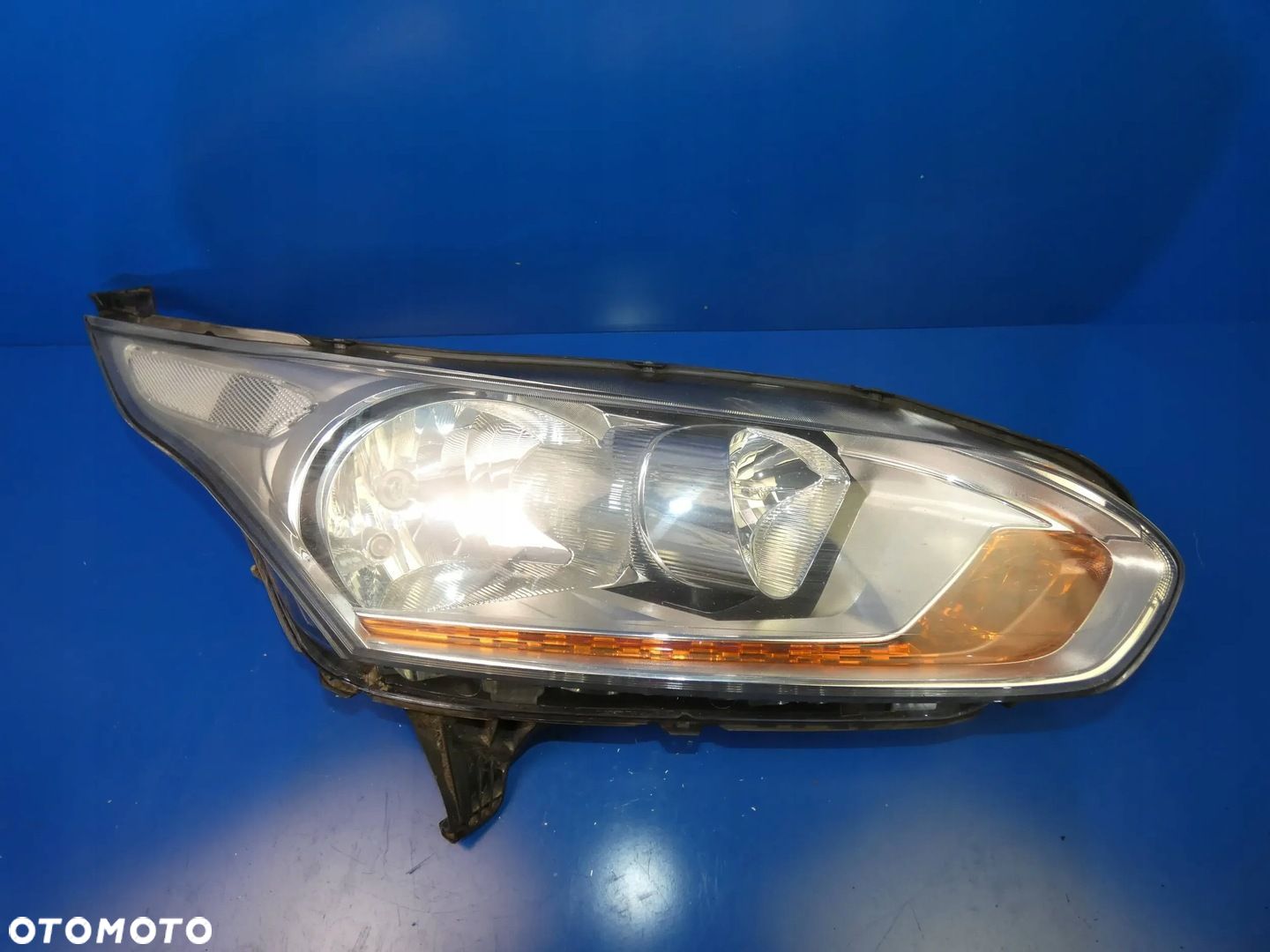 Ford Transit CONNECT TOURNEO LAMPA PRAWY PRZÓD ANGLIK - 1