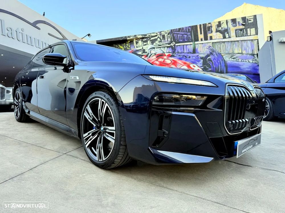 BMW 760 Me xDrive - 50