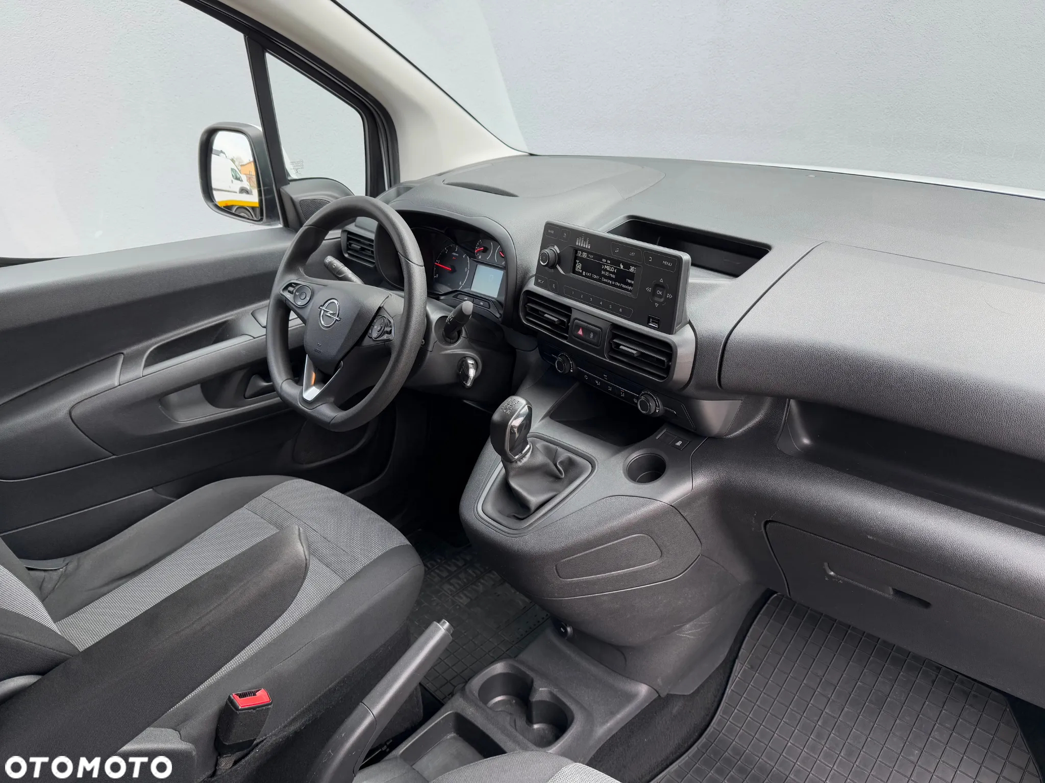 Opel Combo - 11
