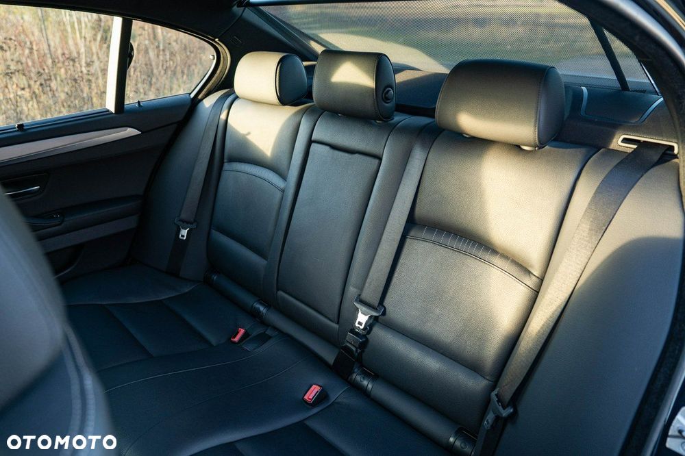 BMW Seria 5 - 22
