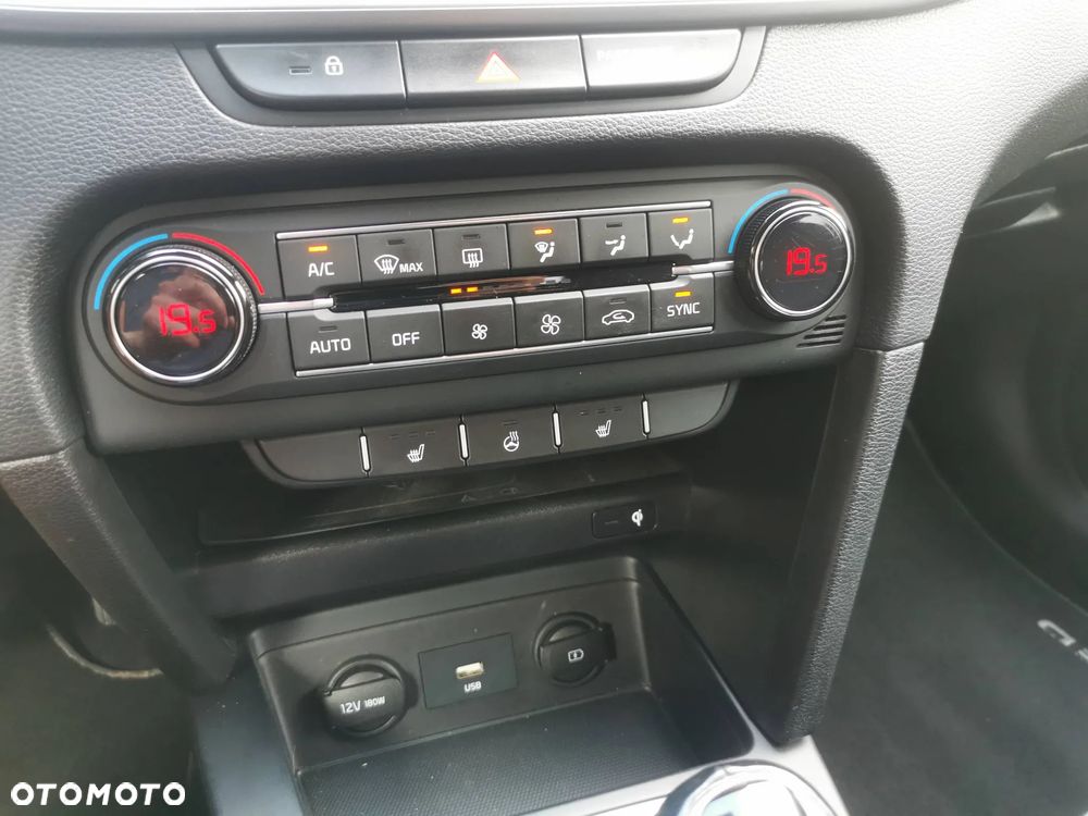 Kia Ceed 1.4 T-GDI OPF Platinum Edition - 20