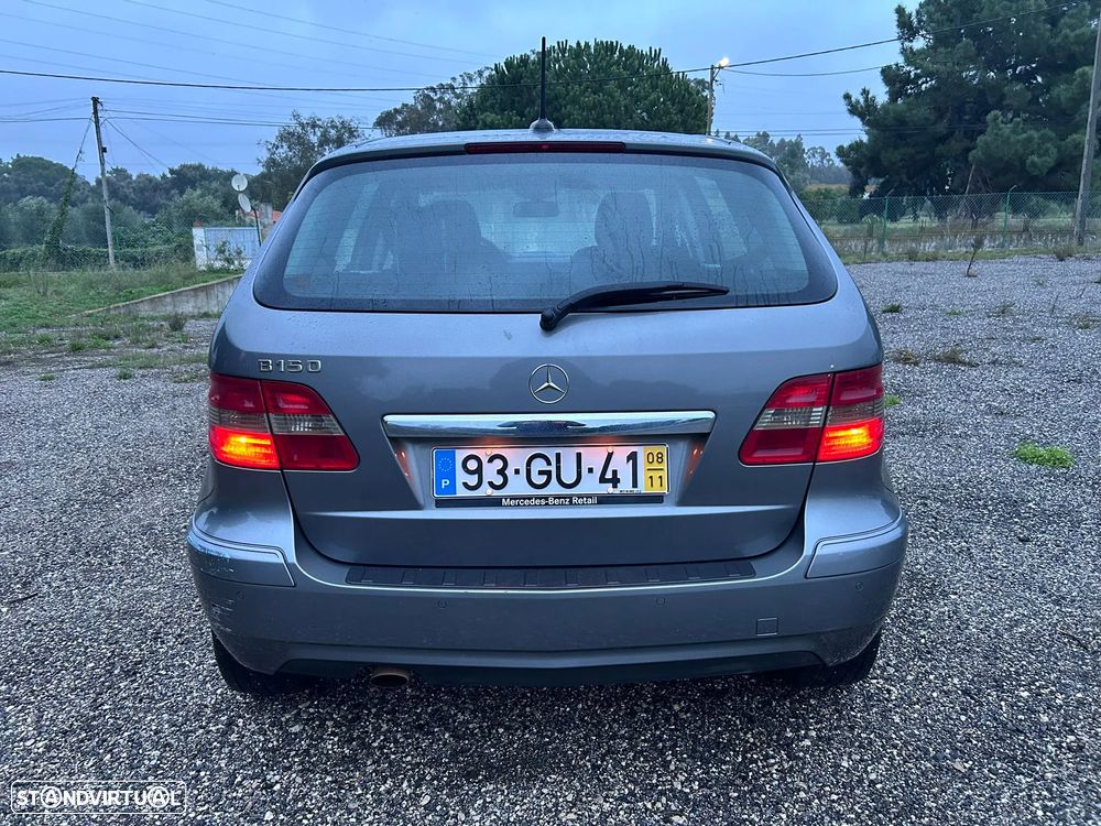 Mercedes-Benz B 150 Standard - 12
