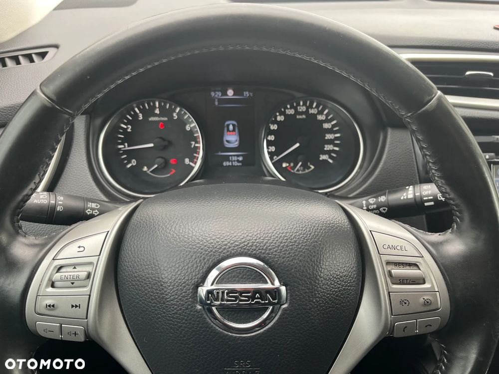 Nissan Qashqai 1.6 DIG-T Tekna+ - 16