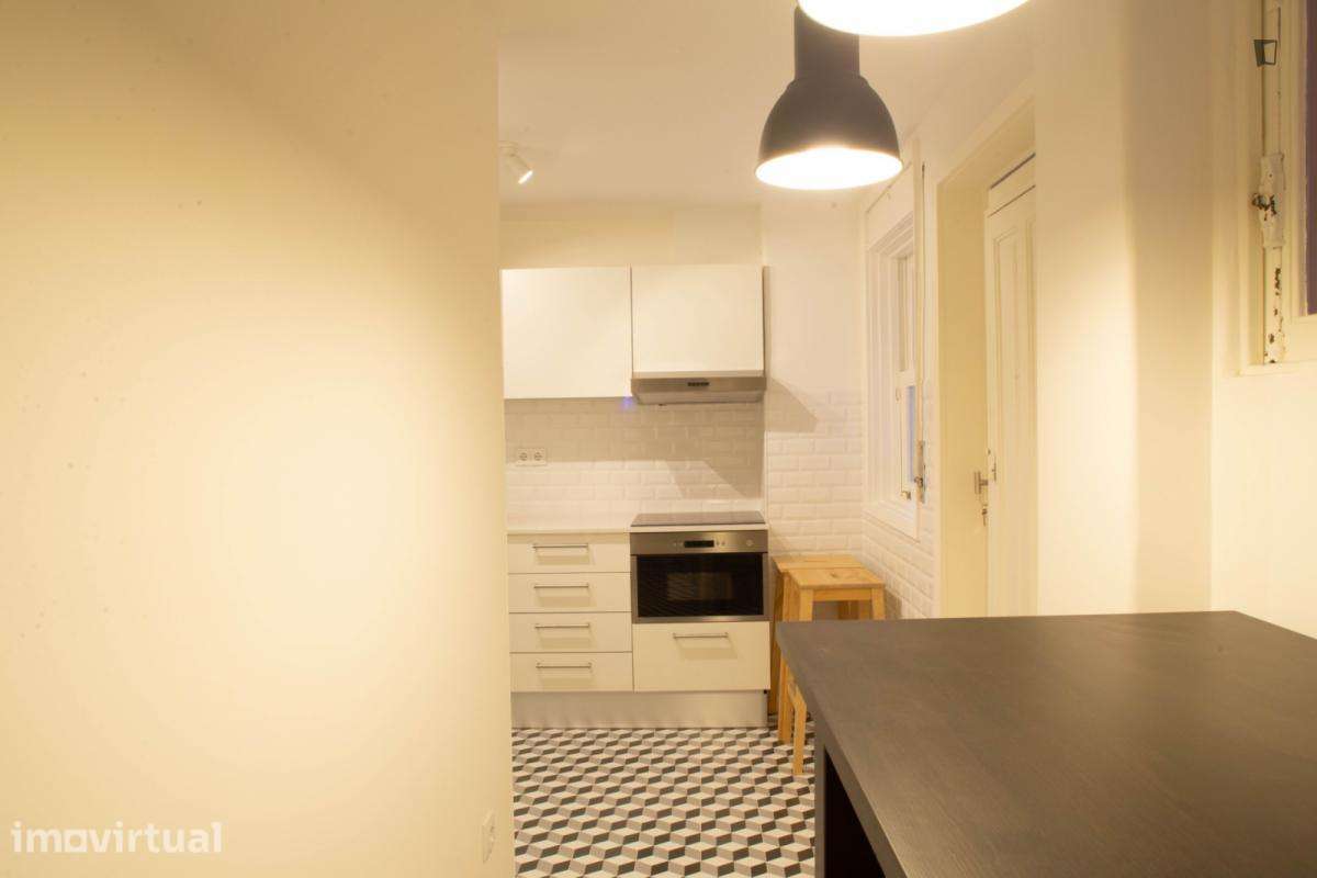 Quarto - localizado em Cedofeita Porto - Grande imagem: 4/24