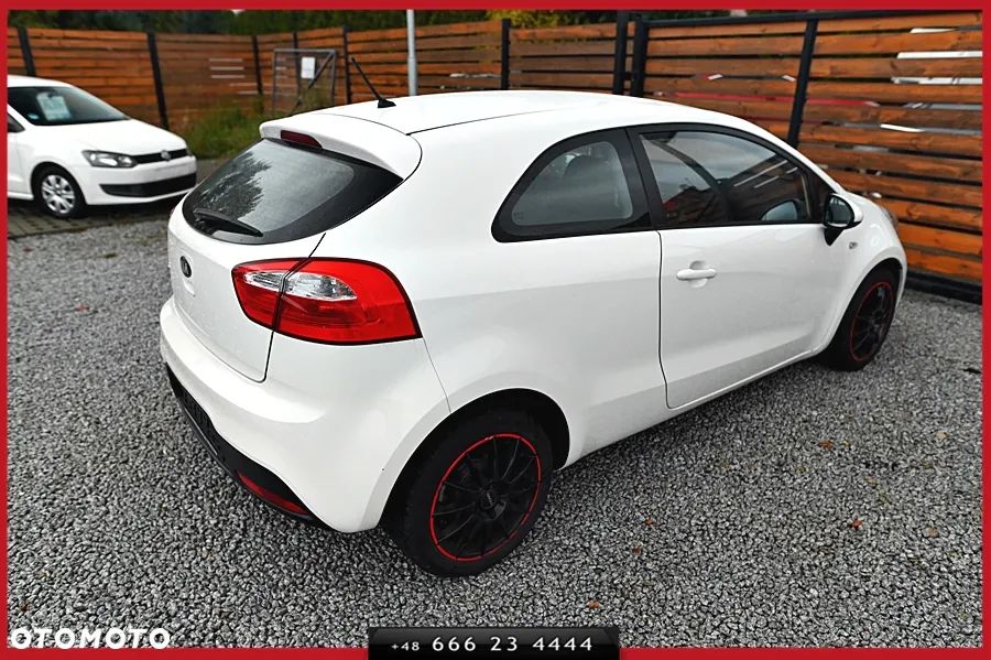 Kia Rio 1.2 M - 13