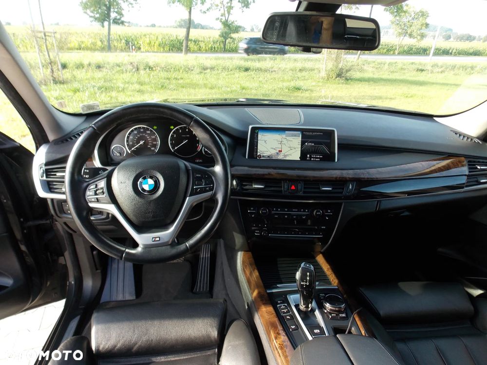 BMW X5 xDrive50i Sport-Aut - 20