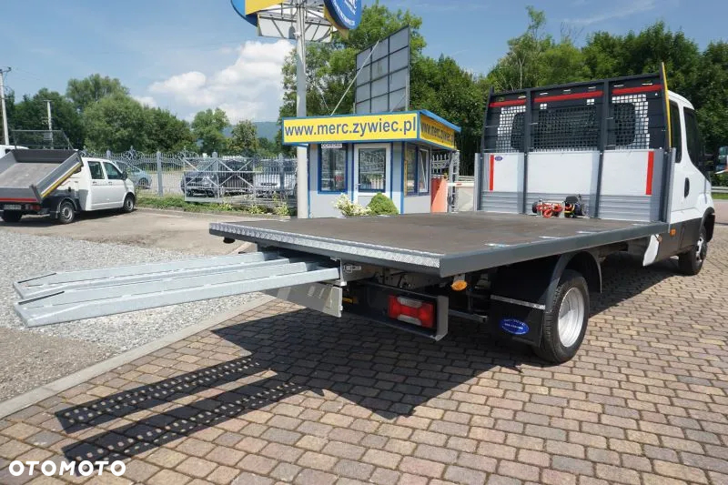 Iveco 35C18 wywrotka skrzynia plandeka żuraw HDS - 17