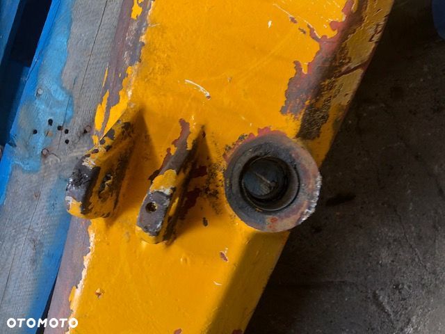 Jcb 3cx - Obudowa Mostu Przedniego - 1