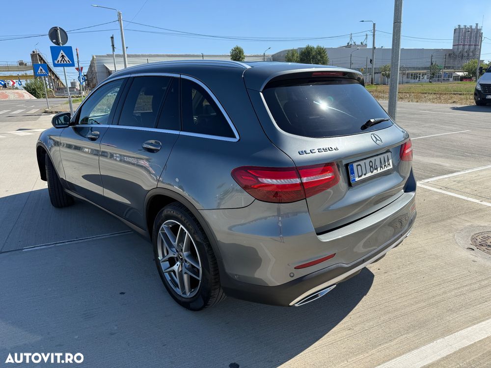 Mercedes-Benz GLC 250 d 4Matic 9G-TRONIC - 9