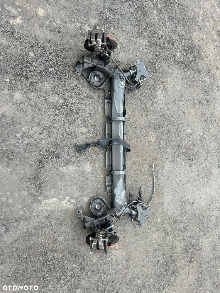 Renault Megane IV ośka tył belka zawieszenia tylnego - 1