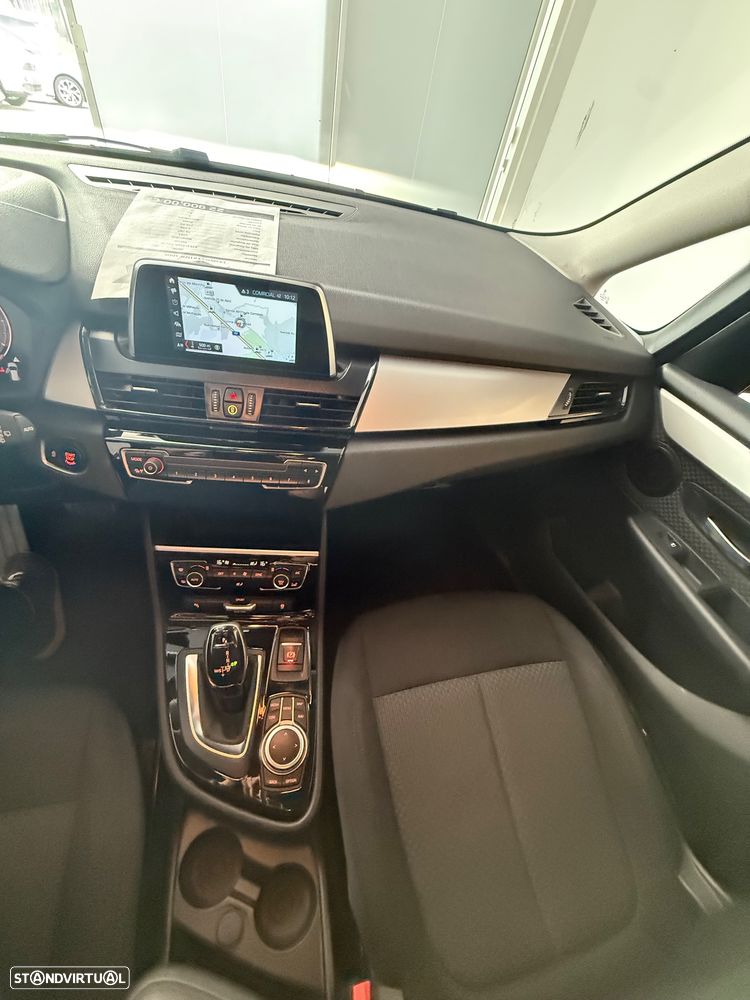 BMW 216 Active Tourer d Advantage Auto - 11