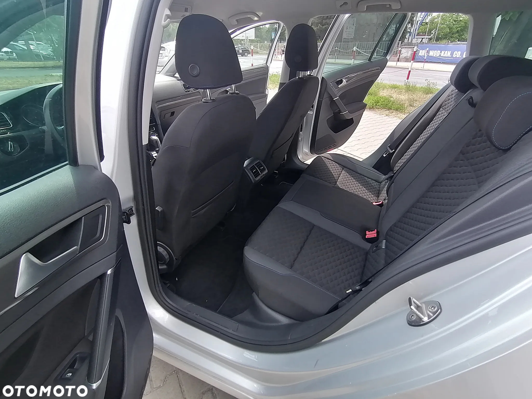 Volkswagen Golf Variant 2.0 TDI SCR DSG Join - 18