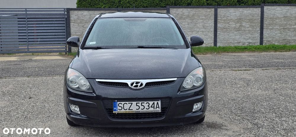 Hyundai i30 1.4 Classic + - 26