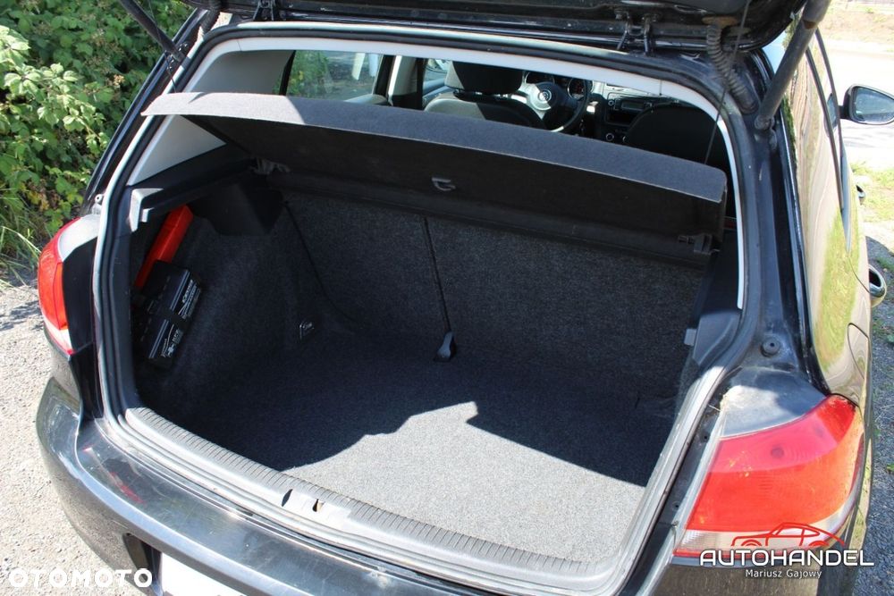 Volkswagen Golf - 16