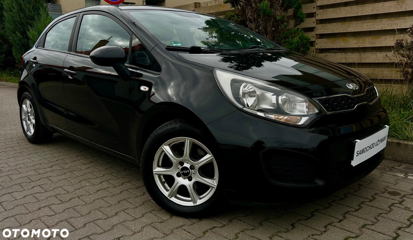 Kia Rio - 2