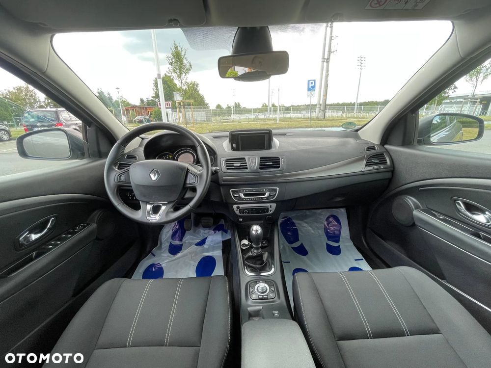 Renault Megane 1.6 16V 110 Paris Business - 11