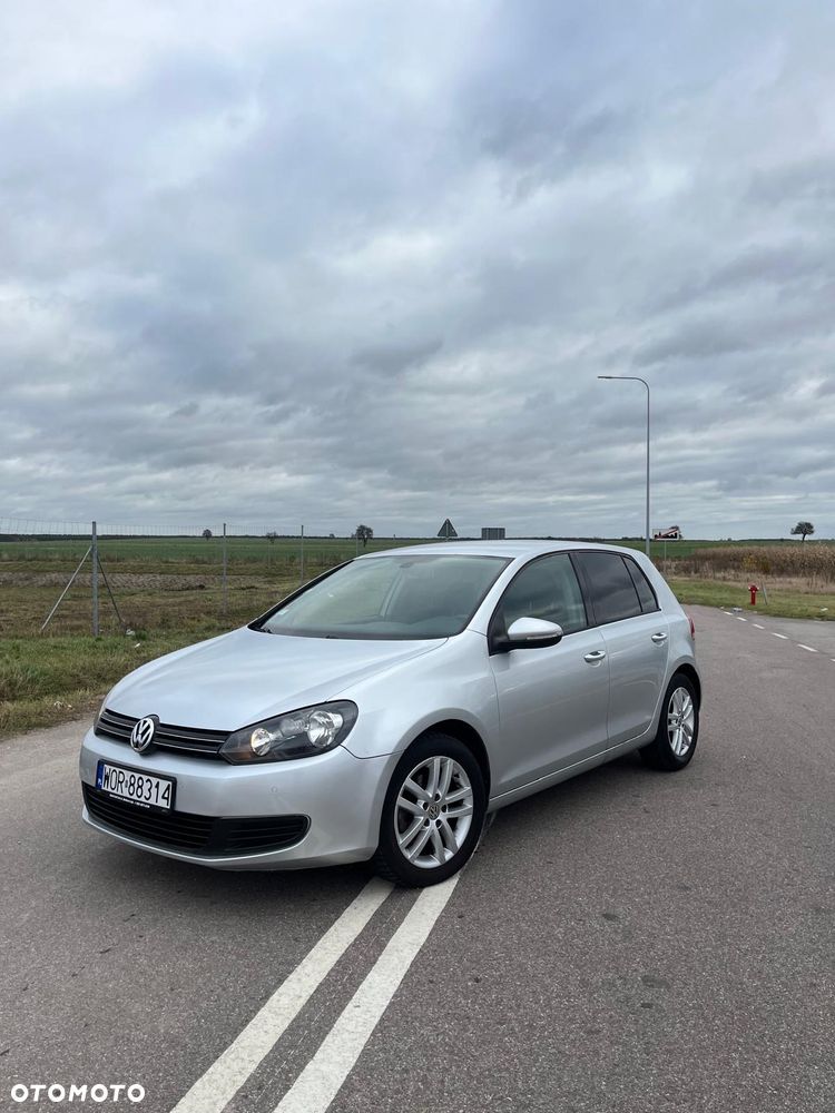 Volkswagen Golf 1.6 TDI DPF Highline - 1