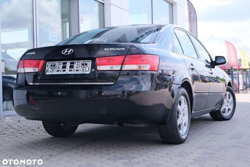 Hyundai Sonata 2.0 CRDi GLS - 8