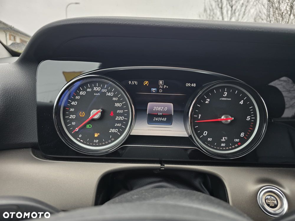 Mercedes-Benz Klasa E 200 d 9G-TRONIC - 15