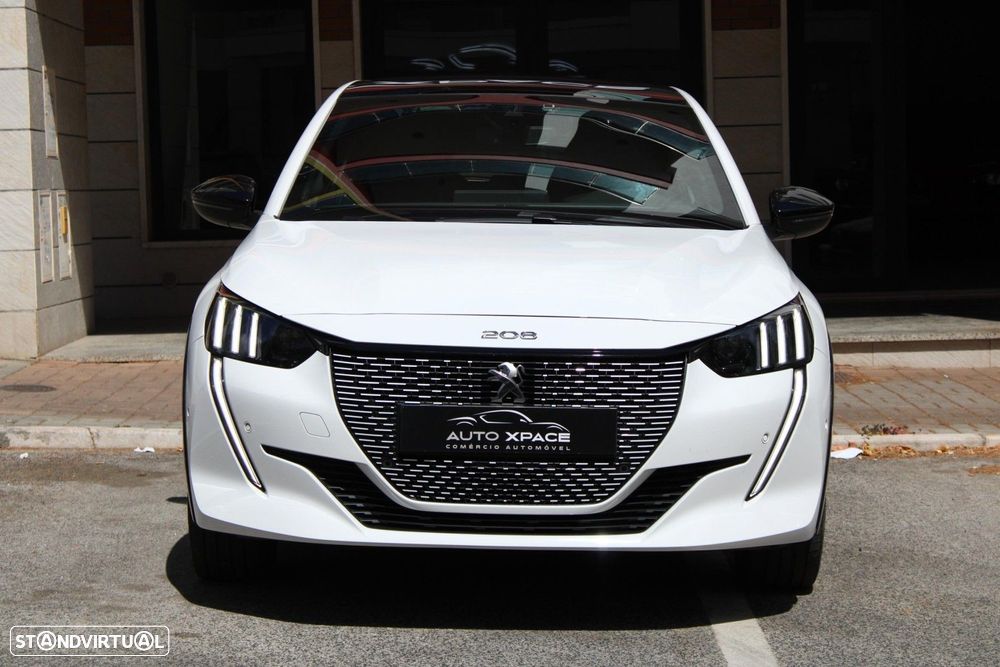 Peugeot e-208 GT+ - 2